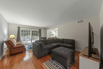 26W055 Cree Lane, Wheaton, IL 60189 - Photo 7