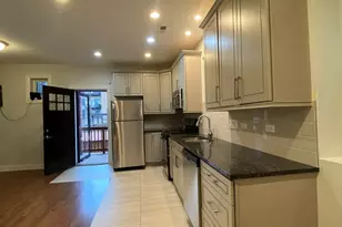 1111 N Ashland Ave, Chicago, IL 60622 - Photo 3