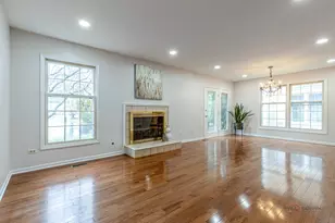 12 Sommerset Ln, Lincolnshire, IL 60069 - Photo 7