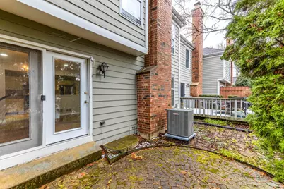 12 Sommerset Lane, Lincolnshire, IL 60069 - Photo 27