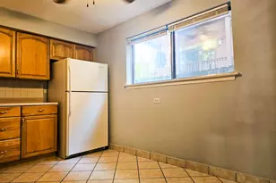 1111 N Harlem Ave, Oak Park, IL 60302 - Photo 3