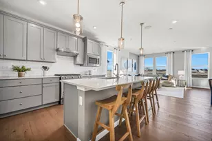 230 Furnas Dr, Batavia, IL 60510 - Photo 3