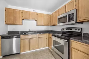 200 N Dearborn St, Chicago, IL 60601 - Photo 9