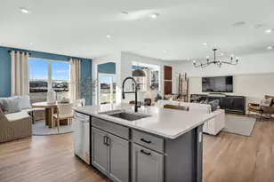 214 Furnas Dr, Batavia, IL 60510 - Photo 5