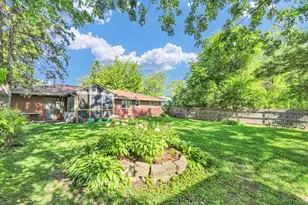 2112 Campbell Dr, Champaign, IL 61820 - Photo 27