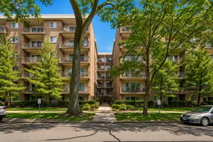 411 Ashland Ave, River Forest, IL 60305 - Photo 1