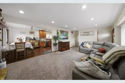 8132 S 83rd Court, Justice, IL 60458 - Photo 7