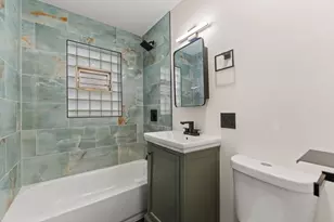 5251 S Hamlin Ave, Chicago, IL 60632 - Photo 13