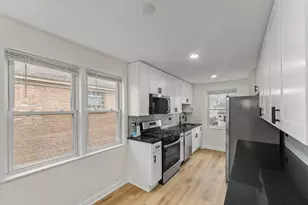 5251 S Hamlin Ave, Chicago, IL 60632 - Photo 17