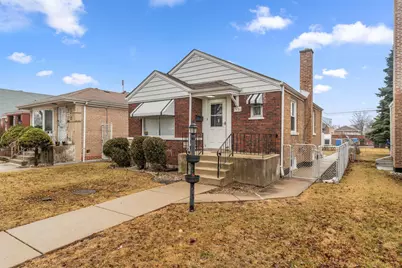 5251 S Hamlin Avenue, Chicago, IL 60632 - Photo 3