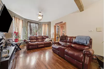 3975 W Barry Avenue, Chicago, IL 60618 - Photo 21