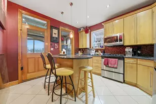 3975 W Barry Ave, Chicago, IL 60618 - Photo 25