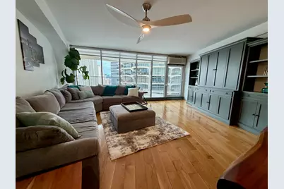 300 N State Street #2807, Chicago, IL 60654 - Photo 9