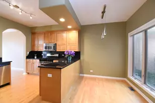 776 N Franklin Ave, Palatine, IL 60067 - Photo 9