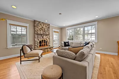 719 Washington Avenue, Wilmette, IL 60091 - Photo 17