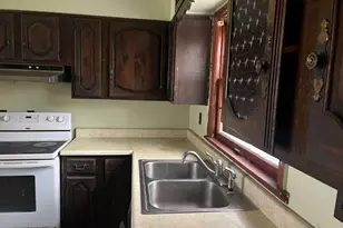 2312 S Central Ave, Rockford, IL 61102 - Photo 11