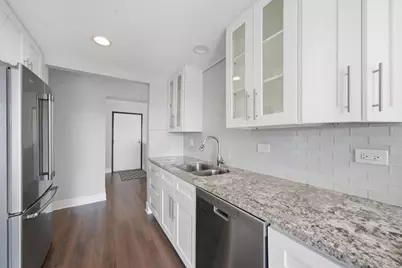 555 Graceland Avenue #503, Des Plaines, IL 60016 - Photo 5