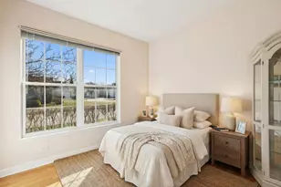 2382 Carillon Dr, Grayslake, IL 60030 - Photo 13