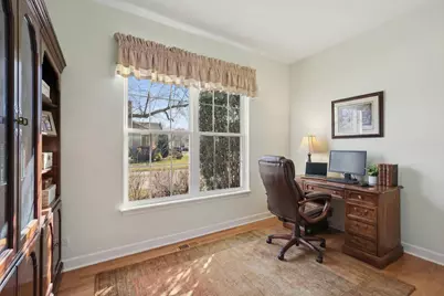 2382 Carillon Drive, Grayslake, IL 60030 - Photo 15