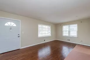 922 Landon Ave, Winthrop Harbor, IL 60096 - Photo 5