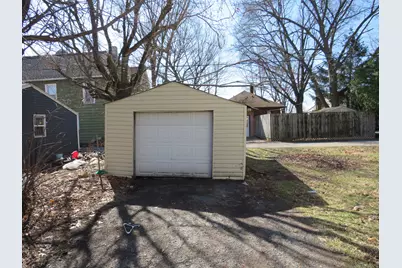 317 Deleon Street, Ottawa, IL 61350 - Photo 3