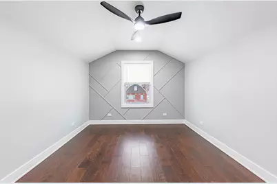 9356 S Manistee Avenue, Chicago, IL 60617 - Photo 23