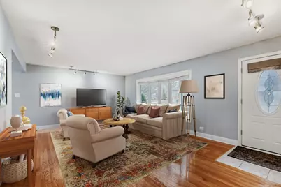 8507 Blue Ridge Avenue, Hickory Hills, IL 60457 - Photo 3