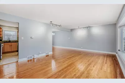 8507 Blue Ridge Avenue, Hickory Hills, IL 60457 - Photo 7