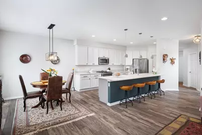 27W119 Redbud Lane, Winfield, IL 60190 - Photo 7