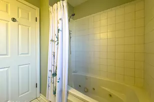 8912 Harms Rd, Morton Grove, IL 60053 - Photo 31