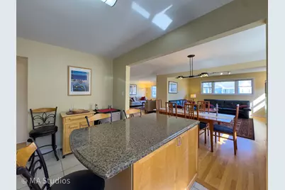 8912 Harms Road, Morton Grove, IL 60053 - Photo 21