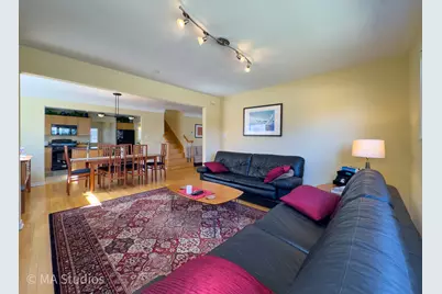 8912 Harms Road, Morton Grove, IL 60053 - Photo 17