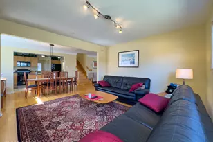 8912 Harms Rd, Morton Grove, IL 60053 - Photo 17