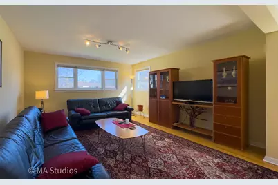 8912 Harms Road, Morton Grove, IL 60053 - Photo 15