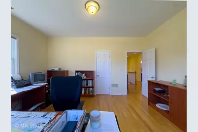 8912 Harms Road, Morton Grove, IL 60053 - Photo 59