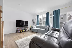 620 Wolverine Dr, Aurora, IL 60502 - Photo 11