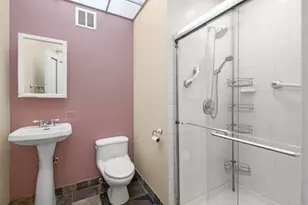 5701 S Kenwood Ave, Chicago, IL 60637 - Photo 11