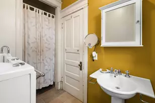 5701 S Kenwood Ave, Chicago, IL 60637 - Photo 13