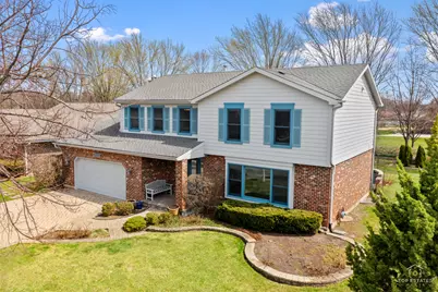 225 Fairway Drive, Prospect Heights, IL 60070 - Photo 1