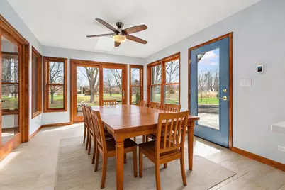 225 Fairway Drive, Prospect Heights, IL 60070 - Photo 15
