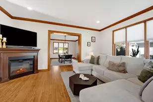 502 N Blanchard St, Wheaton, IL 60187 - Photo 7