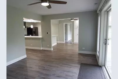1109 W Weathersfield Way, Schaumburg, IL 60193 - Photo 21
