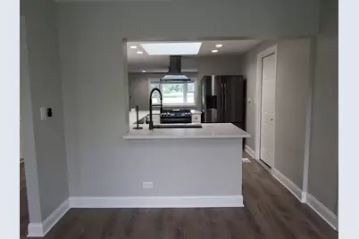 1109 W Weathersfield Way, Schaumburg, IL 60193 - Photo 25