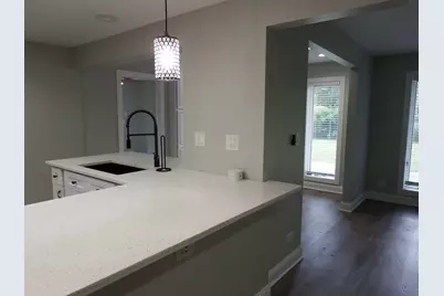 1109 W Weathersfield Way, Schaumburg, IL 60193 - Photo 13