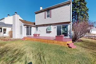 1135 Thompson Blvd, Buffalo Grove, IL 60089 - Photo 23