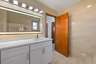 725 N 8th Ave, Addison, IL 60101 - Photo 33