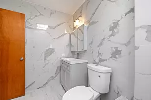 725 N 8th Ave, Addison, IL 60101 - Photo 23