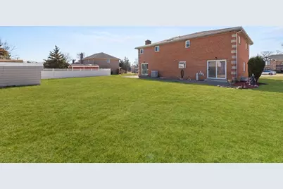 725 N 8th Avenue, Addison, IL 60101 - Photo 45