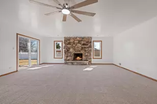 725 N 8th Ave, Addison, IL 60101 - Photo 17