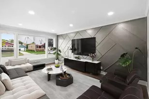 8804 S Fairfield Ave, Evergreen Park, IL 60805 - Photo 7